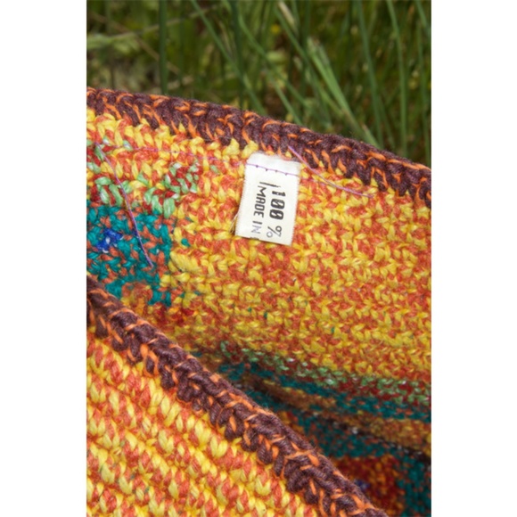 Peruvian Boho Style Bucket Bag - Picture 6 of 6